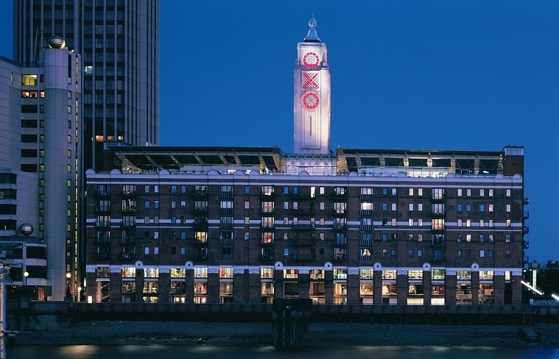 Oxo Building at Night